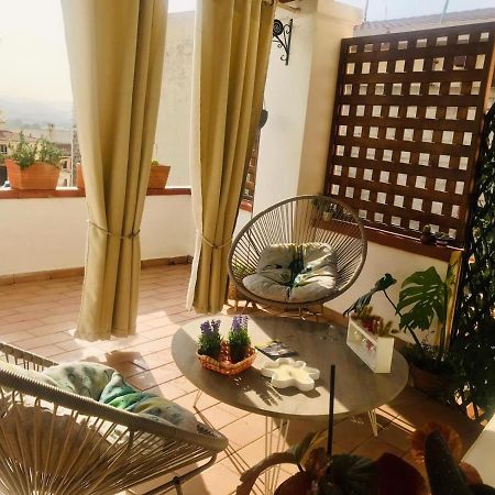 A Casa Di Anna Lägenhet Galtellì Exteriör bild