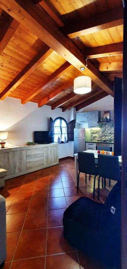 A Casa Di Anna Lägenhet Galtellì Exteriör bild