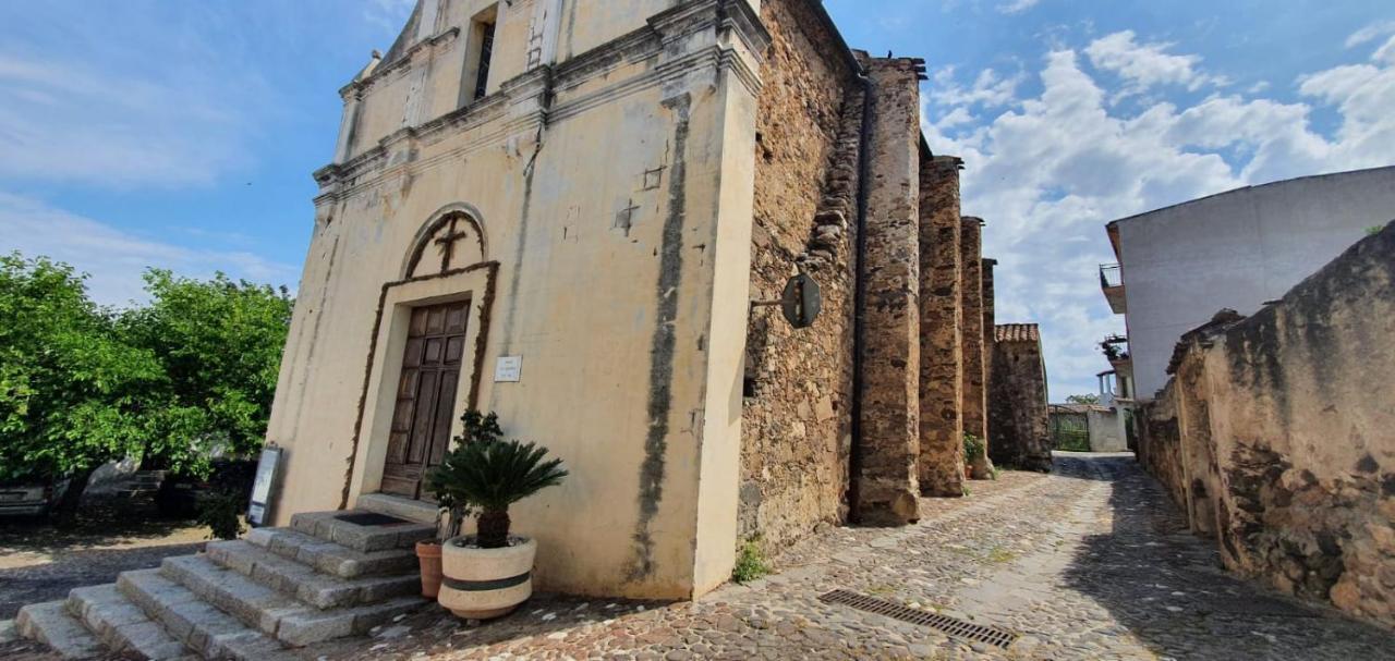 A Casa Di Anna Lägenhet Galtellì Exteriör bild